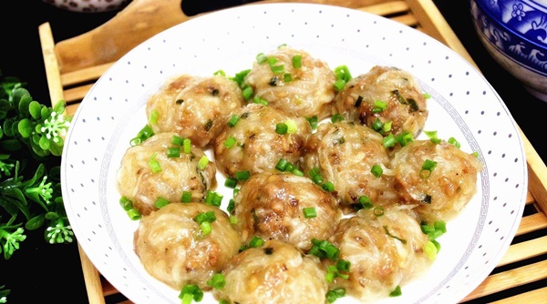 Mùa thu mang nấm kết hợp với hai thứ này, hấp chín cực thơm ngon, bổ dưỡng, ăn một lần là nhớ mãi-1