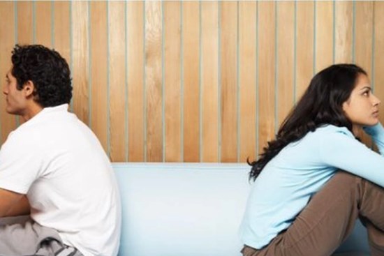 Đi làm giúp việc được trả 12 triệu một tháng nhưng chồng tôi quyết ngăn cản