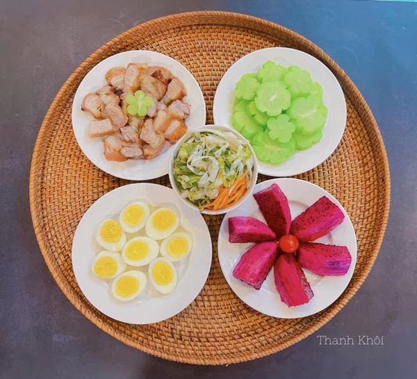 Ông xã không khoái nhà hàng vì chỉ loanh quanh buffet hoặc&nbsp;lẩu, vợ đảm trổ tài cơm nhà ngon miệng, bày biện đẹp mắt-4