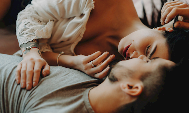 Chồng lơ là chuyện chăn gối, vợ lập tức nghĩ ngợi-2