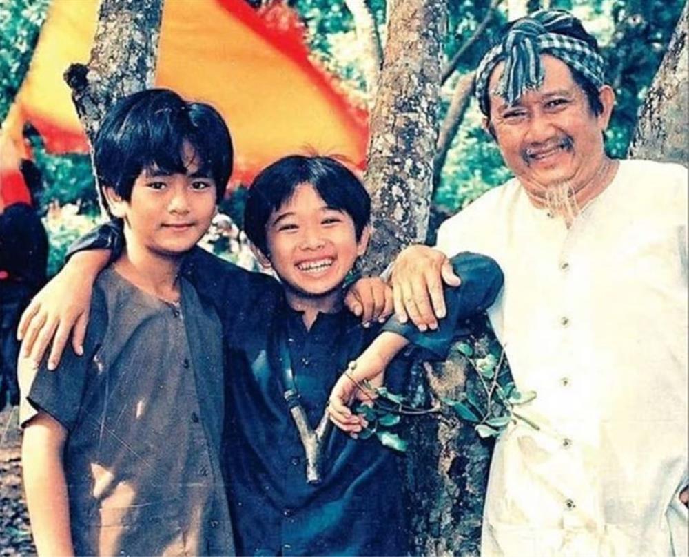 Sau 25 năm đóng Đất phương Nam, bé An Hùng Thuận hiện tại có cuộc sống thay đổi ra sao?-2