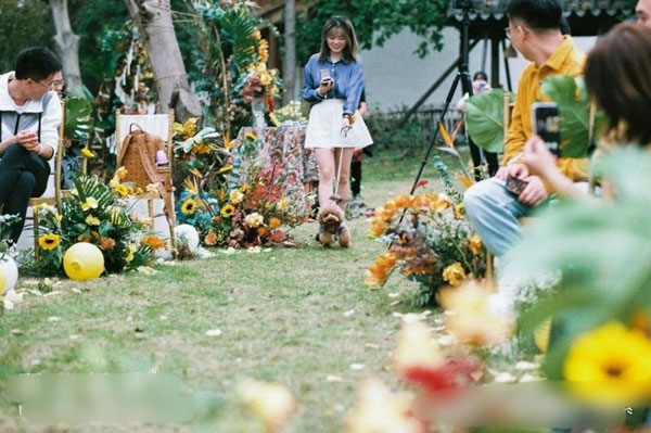 Vì một pha ăn trộm mà có vợ, chú rể tổ chức đám cưới ở làng quê đẹp như tranh-8