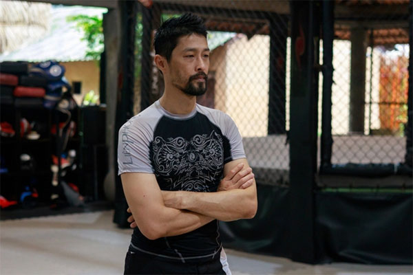 Johnny Trí Nguyễn: Không muốn kết hôn vì muốn chuyện tình yêu hấp dẫn như một cuốn phim-4