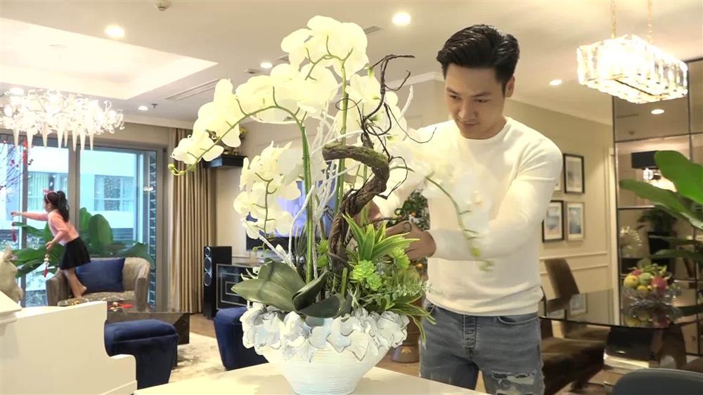 Mạnh Trường hé lộ một góc biệt thự view khủng-12