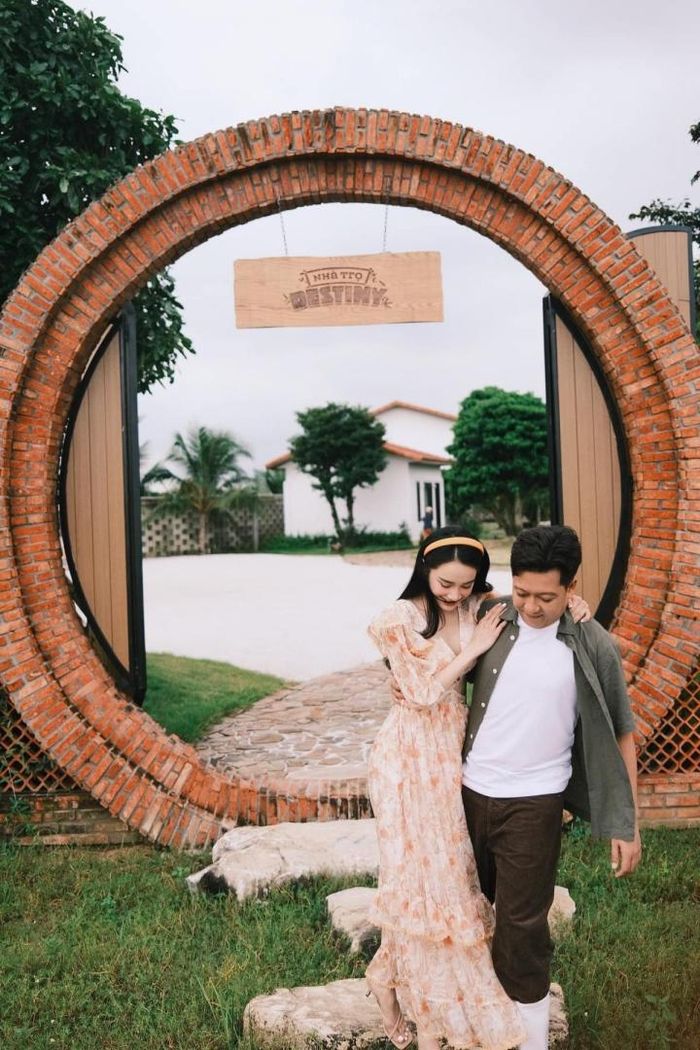 Trường Giang – Nhã Phương tung bộ ảnh ngọt ngào kỷ niệm 4 năm ngày cưới-3