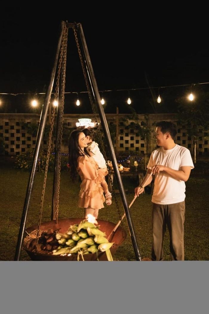 Trường Giang – Nhã Phương tung bộ ảnh ngọt ngào kỷ niệm 4 năm ngày cưới-5