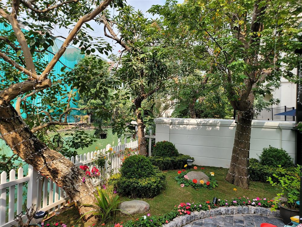 Có gì bên trong căn nhà phố cổ của nam ca sĩ Tuấn Hưng, nơi hàng nghìn khán giả vừa đến nghe hát?-13