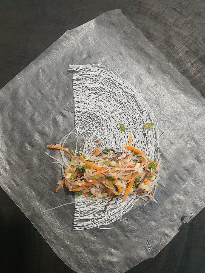 Đừng vội thả nem vào chảo: Cho thứ này vào trước để nem rán vàng giòn, lâu ỉu-3