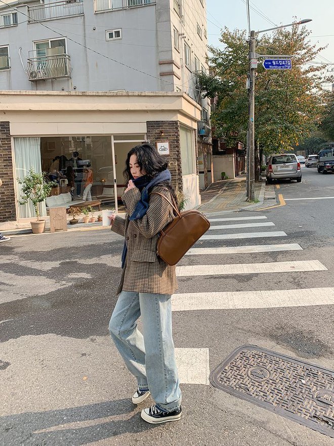 4 mẫu áo blazer thịnh hành chị em nên đầu tư cho mùa thu-4