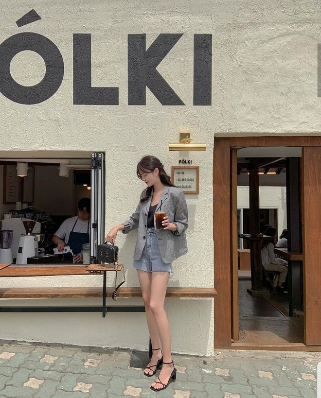 4 mẫu áo blazer thịnh hành chị em nên đầu tư cho mùa thu-15