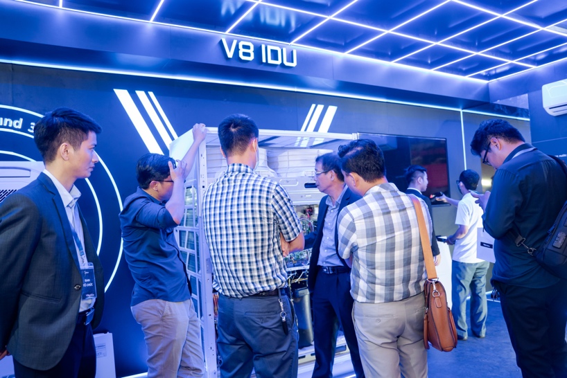 Ra mắt điều hoà trung tâm thế hệ mới Midea VRF V8-4