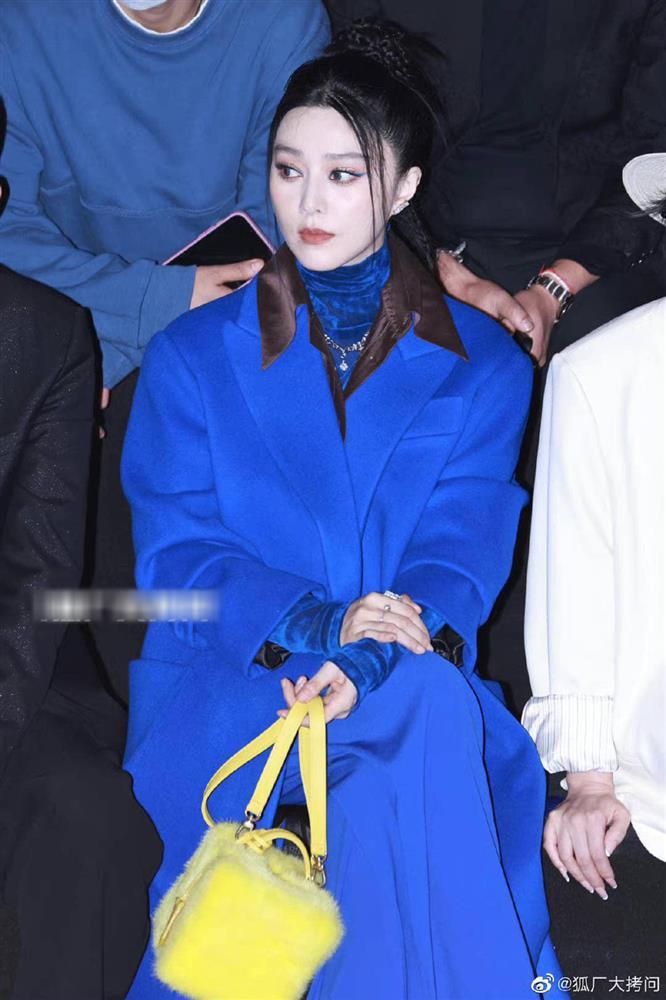 Phạm Băng Băng mặt trắng toát như tượng sáp ở sự kiện-3