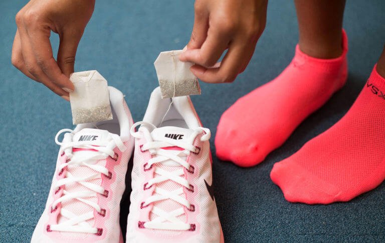 10 cách xử lý nhanh mùi khó chịu của giày, giúp bạn tiết kiệm khoản tiền kha khá-3