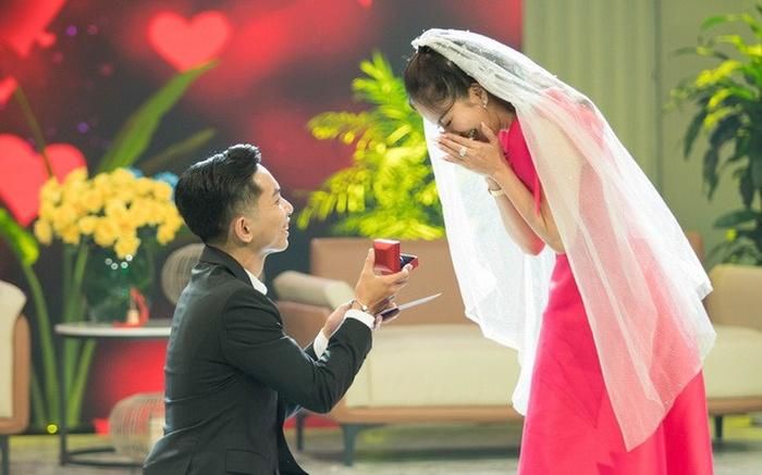 Trước thềm đám cưới, Phan Hiển cầu hôn Khánh Thi khẳng định: Thà muộn còn hơn không-2