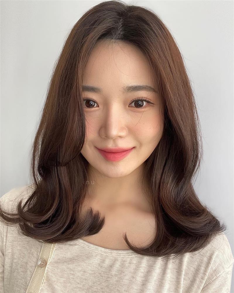 Mùa rụng tóc phải làm thế nào để tránh tóc rụng lả tả, xác xơ-2