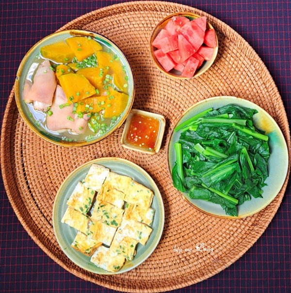 Mâm cơm 30 ngày cho 4 người ăn hấp dẫn, ít trùng lặp của mẹ đảm Lâm Đồng-4