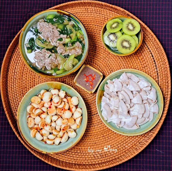 Mâm cơm 30 ngày cho 4 người ăn hấp dẫn, ít trùng lặp của mẹ đảm Lâm Đồng-8