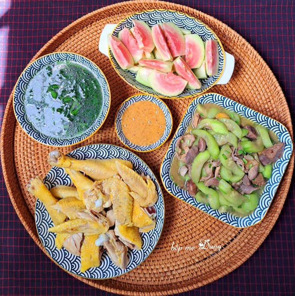 Mâm cơm 30 ngày cho 4 người ăn hấp dẫn, ít trùng lặp của mẹ đảm Lâm Đồng-14