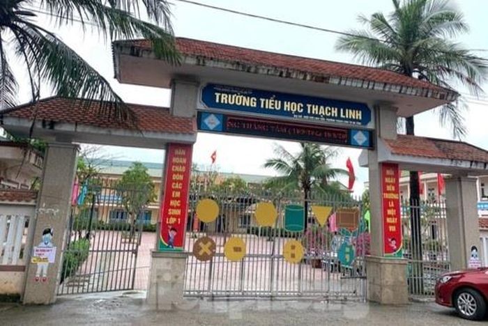 Phòng GD&ĐT TP Hà Tĩnh lên tiếng về vụ học sinh đóng tiền mua bàn ghế-1