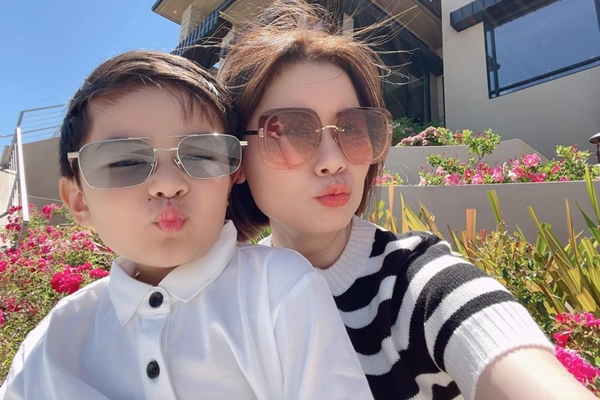 Không gian sang trọng bên trong căn hộ của siêu mẫu Vĩnh Thụy-9