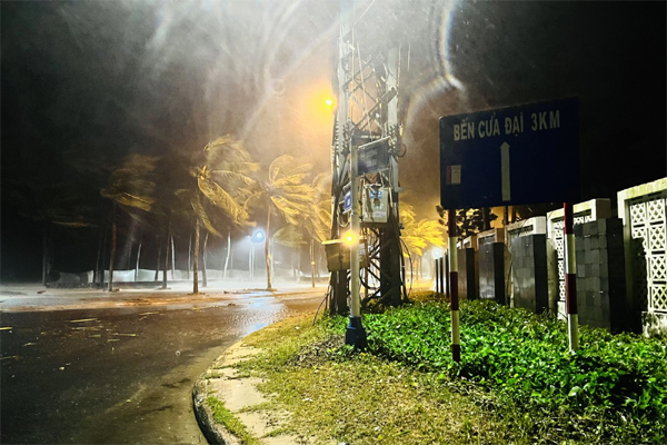 Khung cảnh tan hoang sau bão ở Quảng Nam-15