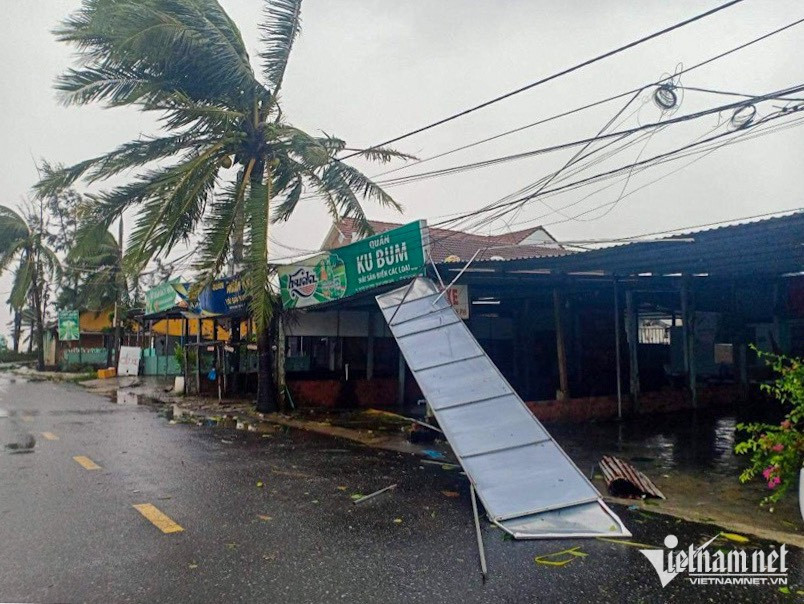 Khung cảnh tan hoang sau bão ở Quảng Nam-14