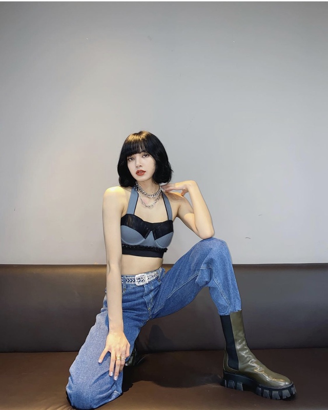 Lisa có 10 cách diện quần jeans, chị em học theo đảm bảo được khen sành điệu-7