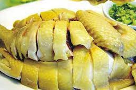 Luộc gà bằng nước sôi là sai lầm: Bí quyết luộc gà không nứt da, thịt chín đều, khử sạch mùi hôi