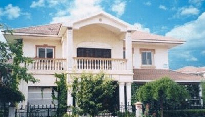 Quách Tĩnh Lý Á Bằng sở hữu biệt thự như mơ dù phá sản vì vỡ nợ-1