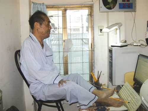Căn bệnh khiến thầy giáo viết bằng hai chân Nguyễn Ngọc Ký qua đời nguy hiểm như thế nào?-2