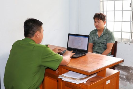 Gã trai tiết lộ lý do khống chế, hiếp dâm nữ công nhân tại nhà vệ sinh