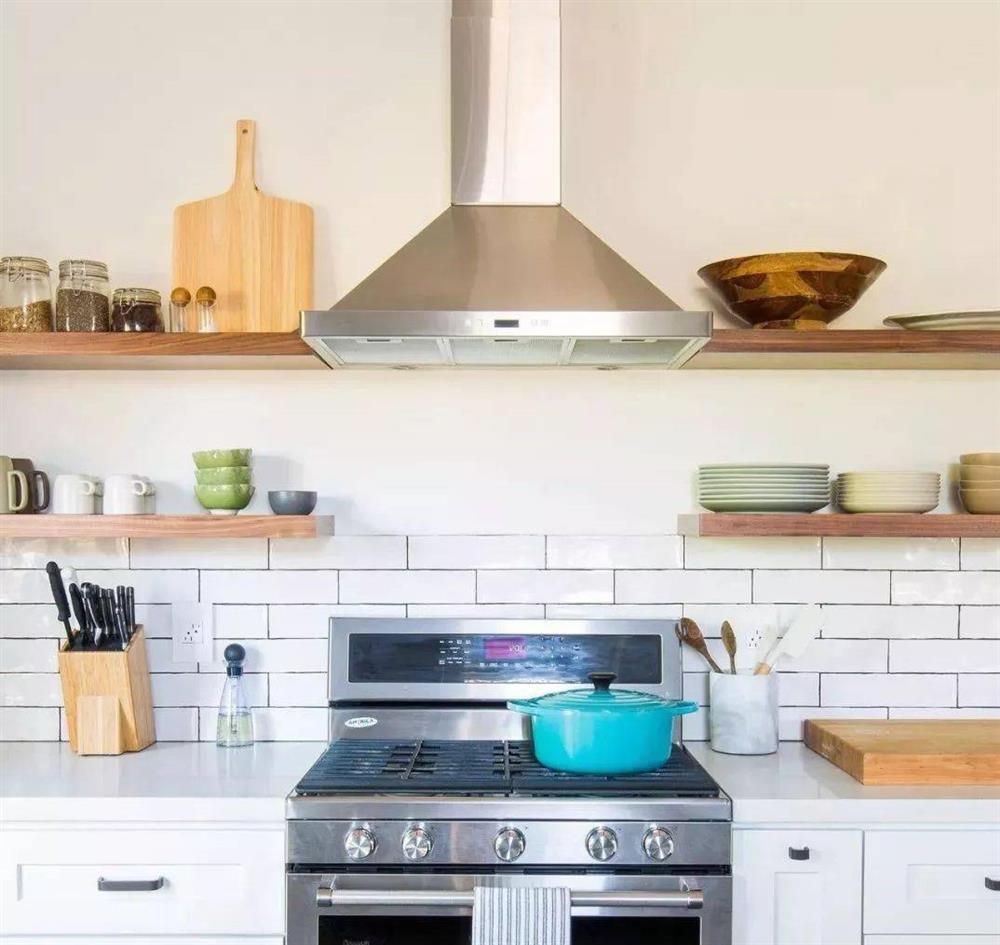 Đừng coi thường những can dầu rỗng và chai nhựa còn sót lại, chỉ cần dao kéo là có ngay những vật dụng tuyệt vời-5