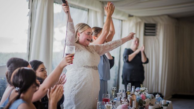 Bỏ trốn ngay trước đám cưới, chú rể tuyên bố ngắn gọn chỉ 10 từ gây phẫn nộ!-3