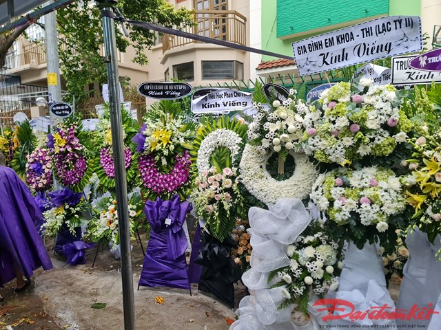 Hình ảnh xúc động lễ tang Nhà giáo Ưu tú Nguyễn Ngọc Ký-3