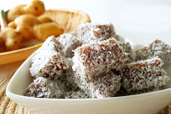 Tự làm kẹo gừng ngon miệng phòng cảm cúm tiết giao mùa