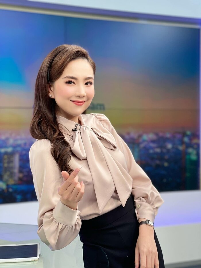 BTV Trần Ngọc tiết lộ MC giàu nhất và xinh nhất VTV, chính là 2 cái tên quen thuộc này-2