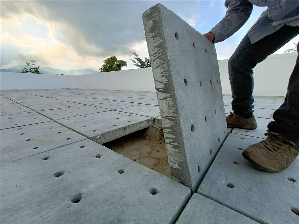 Kiến trúc sư xây nhà tránh bão cho mẹ với tường chịu lực dày 200mm, sàn bê-tông cốt thép-10