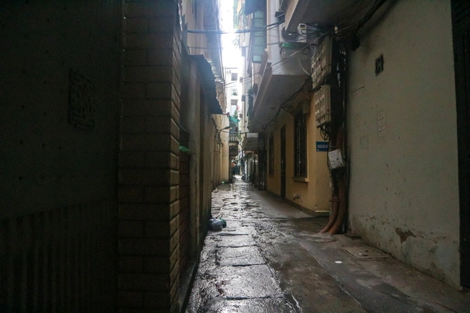 Sinh viên bất lực nhìn nhà trọ tăng giá mức trên trời: 4-5 triệu đồng/tháng chưa tính tiền điện, nước-4