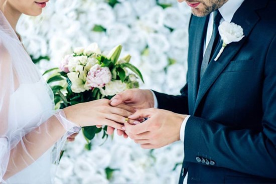 Vừa ly hôn, người phụ nữ yêu anh chàng tàn tật trên MXH chỉ vì một câu kỳ lạ!