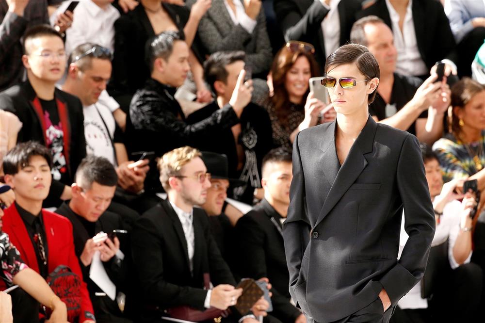 Chân dung công chúa, hoàng tử vừa bị Nữ hoàng Margrethe II xóa tước vị-4