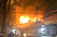 Hà Nội: Cháy 3 nhà liền kề ở phố Nhân Hòa