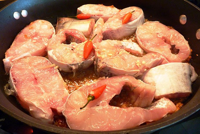 Kho cá nào cũng được, cứ làm đúng 4 điều này đảm bảo cá nhừ cả xương, đậm đà, không tanh-5