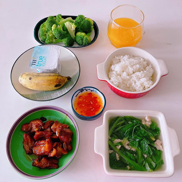 Anh chồng chỉ biết ăn và học, vợ sinh con bỗng thành ông bố đảm đang, cơm ngon canh ngọt mỗi ngày-16