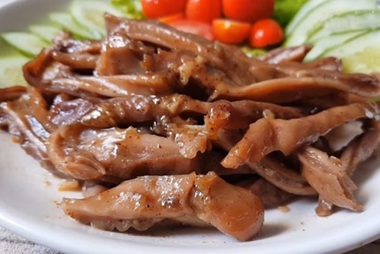 Bộ phận “độc nhất vô nhị” của con lợn có thể điều trị nhiều bệnh, muốn mua phải ra chợ sớm