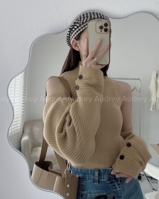 Đáng sắm nhất bây giờ là váy áo màu be, diện lên sẽ thấy không khí mùa Thu liền!-3