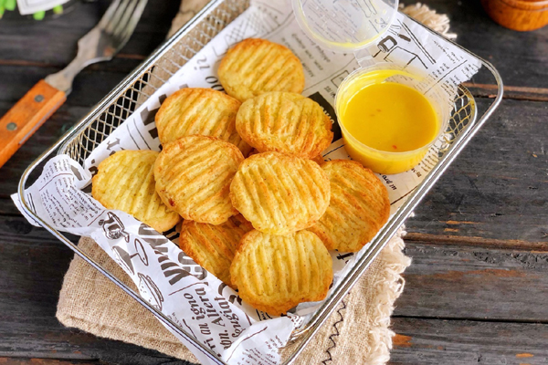 Mách bạn làm cà chua nhồi thịt nhìn đẹp, ăn ngon-5