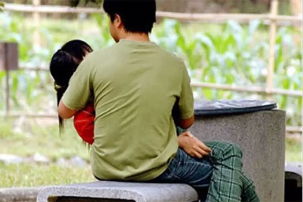 Vợ stress vì không thể chịu được sự sạch sẽ gần như vô trùng của chồng-3