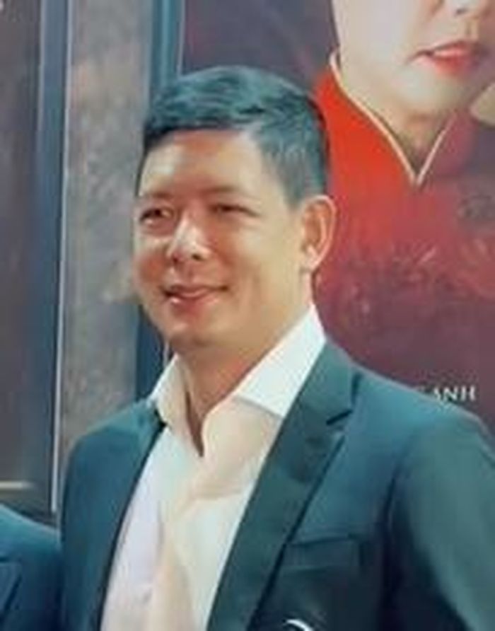 Diễn viên Bình Minh gây choáng ngoại hình xuống cấp trầm trọng, mặt đen nhẻm ở sự kiện-2