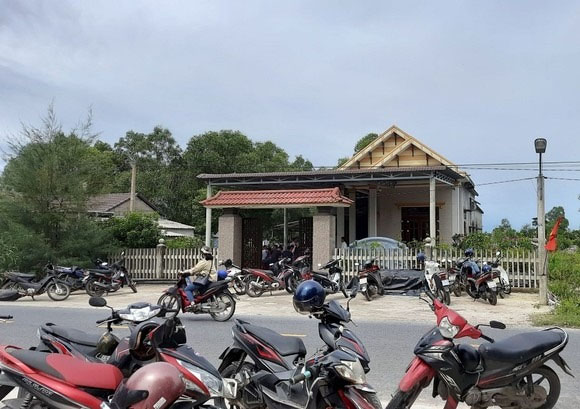 Nam sinh lớp 8 trốn trên trần nhà giả vờ bị bắt cóc, nhắn tin tống tiền bố mẹ 50 triệu-1