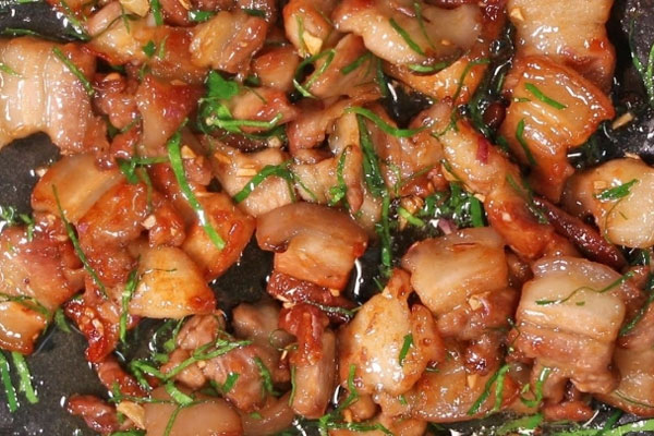 Thịt ba chỉ rang lá chanh lạ miệng, ngon đứt lưỡi-1